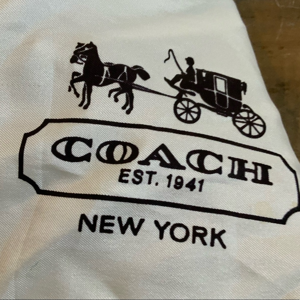 White Coach Purse - Picture 4 of 12